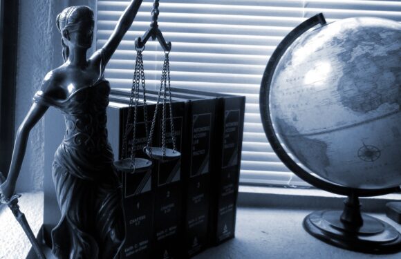 Historia Prawa na Świecie – Ewolucja Prawnych Systemów